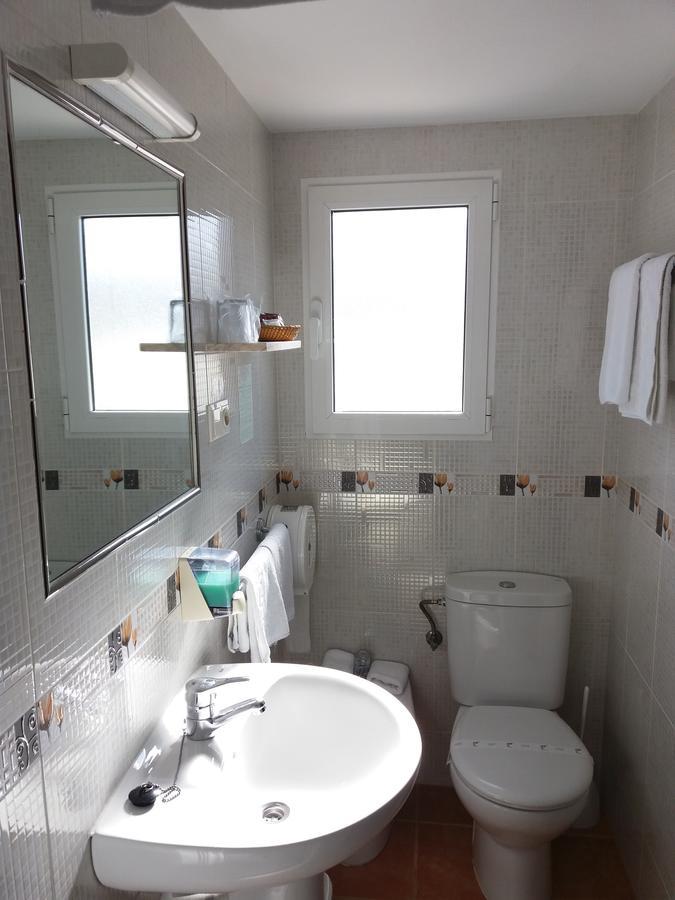 Hostal La Pilarica Paterna Eksteriør bilde