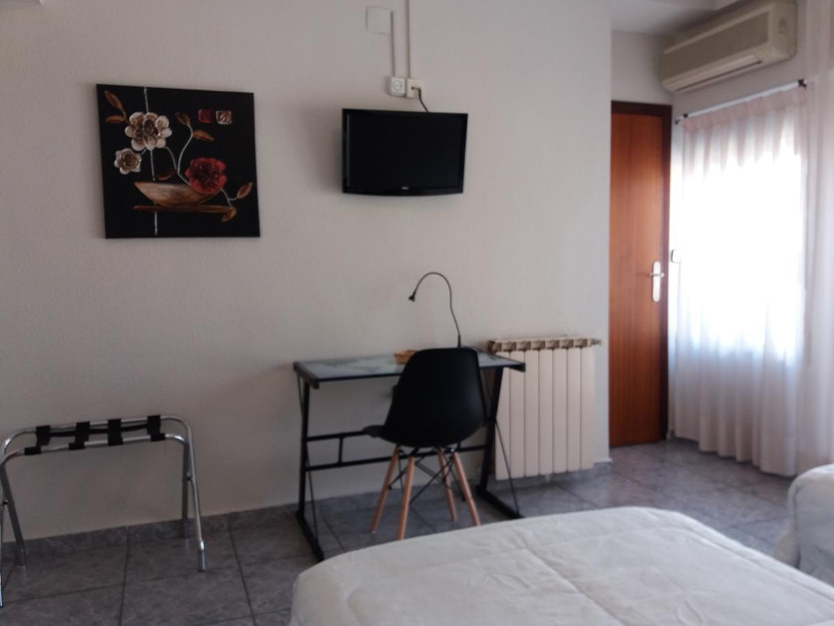 Hostal La Pilarica Paterna Rom bilde