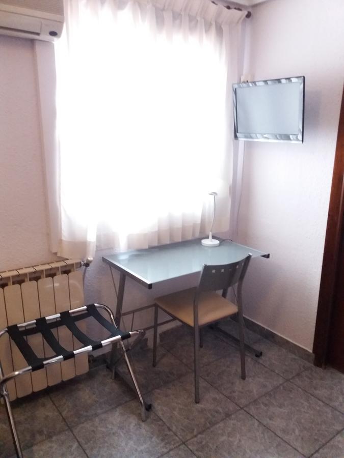 Hostal La Pilarica Paterna Rom bilde