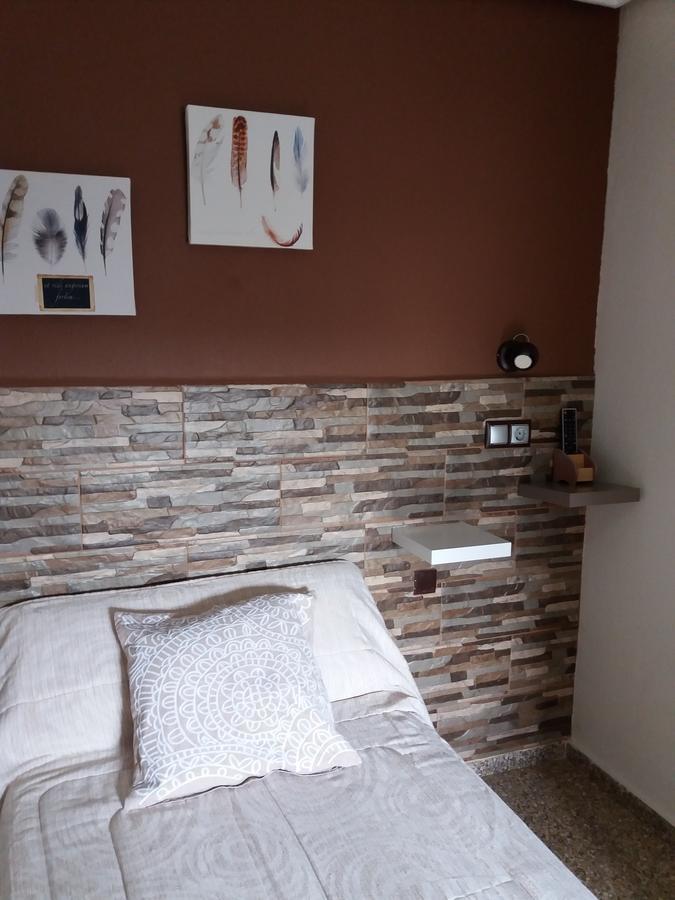 Hostal La Pilarica Paterna Eksteriør bilde