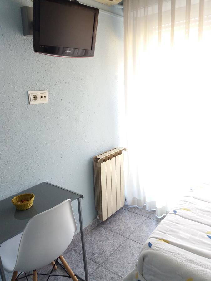 Hostal La Pilarica Paterna Eksteriør bilde