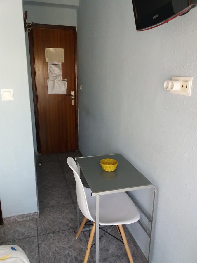 Hostal La Pilarica Paterna Eksteriør bilde